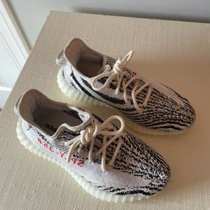 adidas Yeezy Boost 350 v2 Zebra Adult size 6